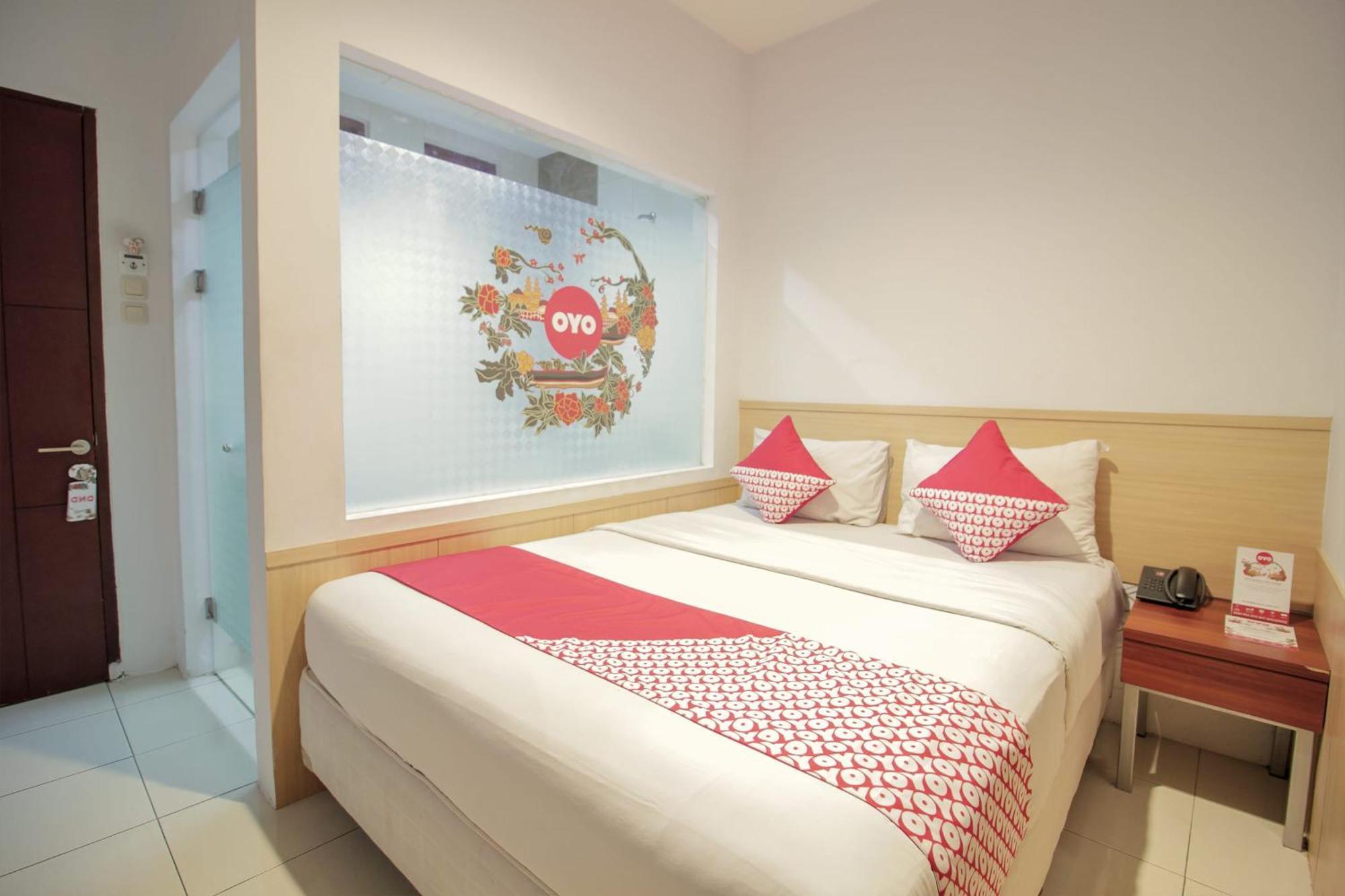 Collection O 295 Grha Ciumbuleuit Guest House Бандунг Экстерьер фото