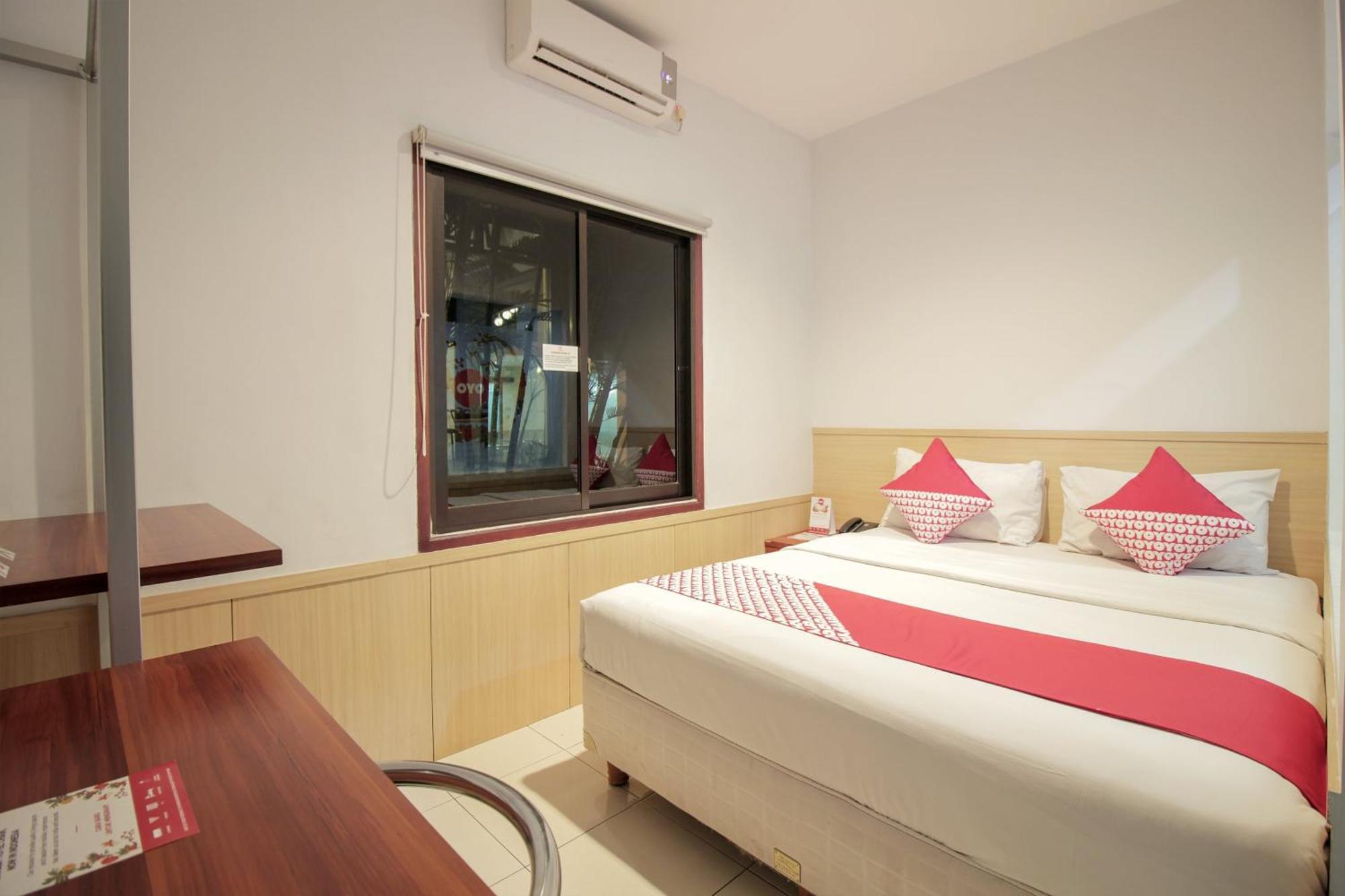 Collection O 295 Grha Ciumbuleuit Guest House Бандунг Экстерьер фото