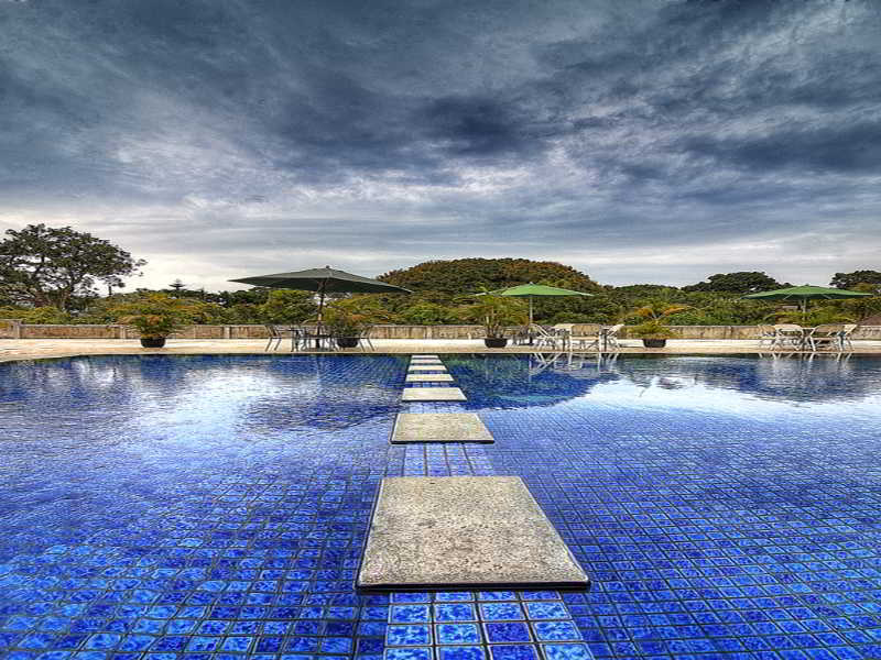 Collection O 295 Grha Ciumbuleuit Guest House Бандунг Экстерьер фото