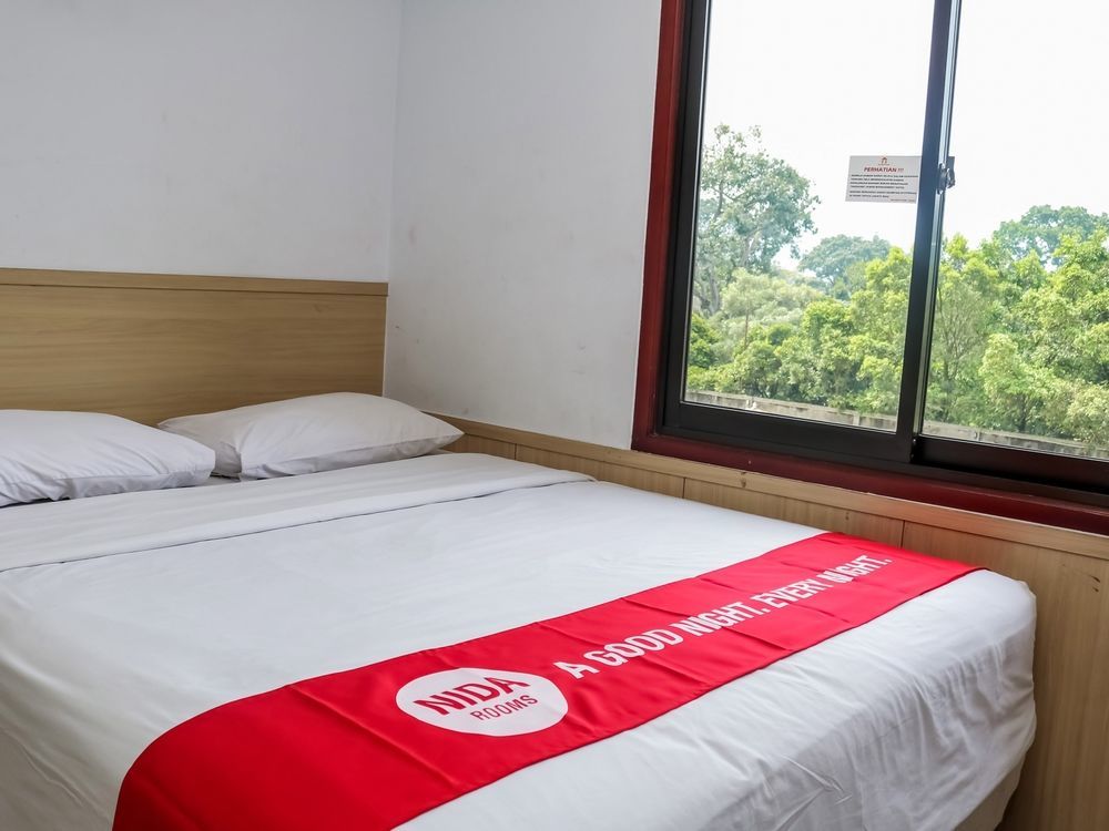Collection O 295 Grha Ciumbuleuit Guest House Бандунг Экстерьер фото